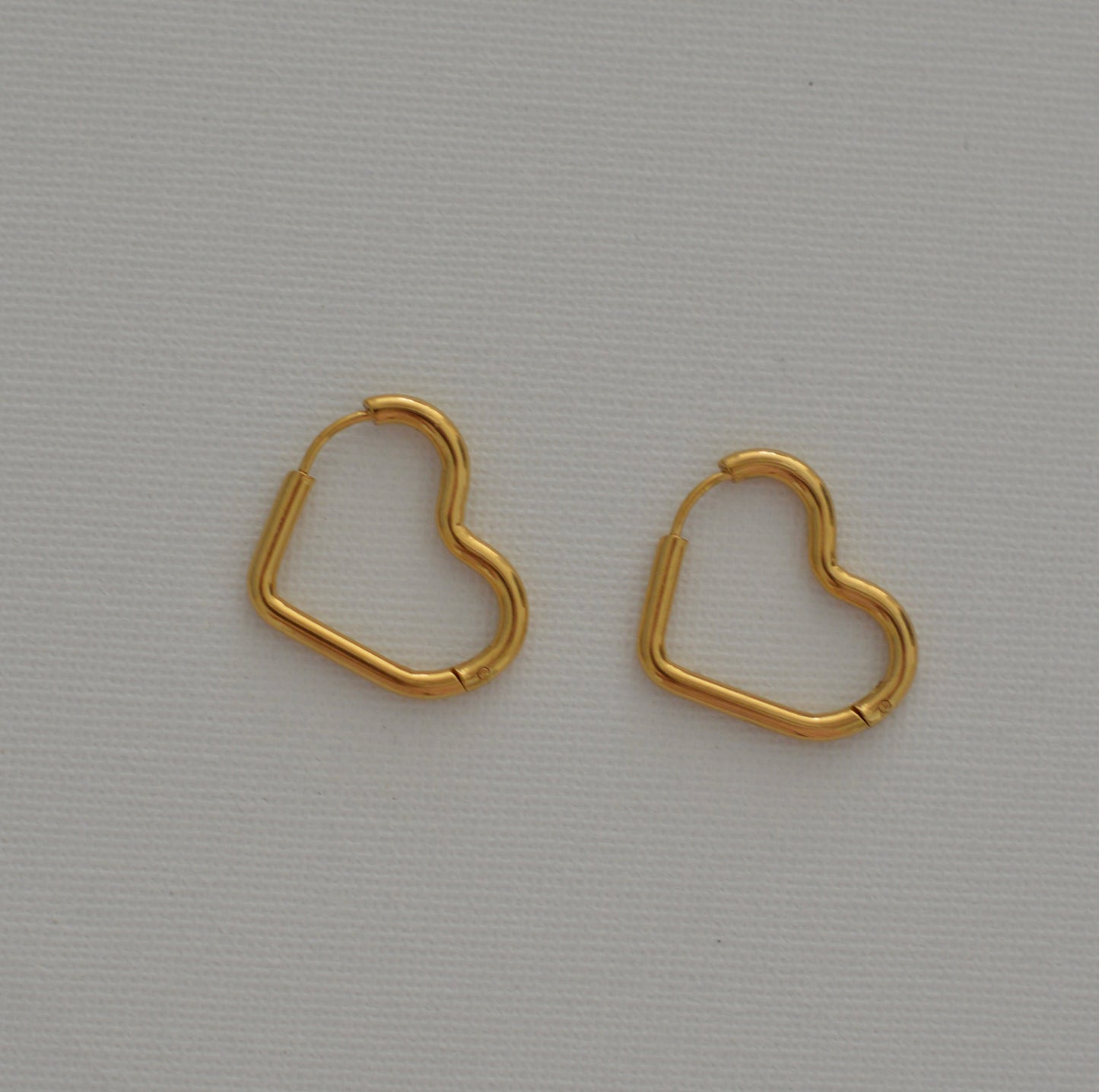 Pendientes heart dorado