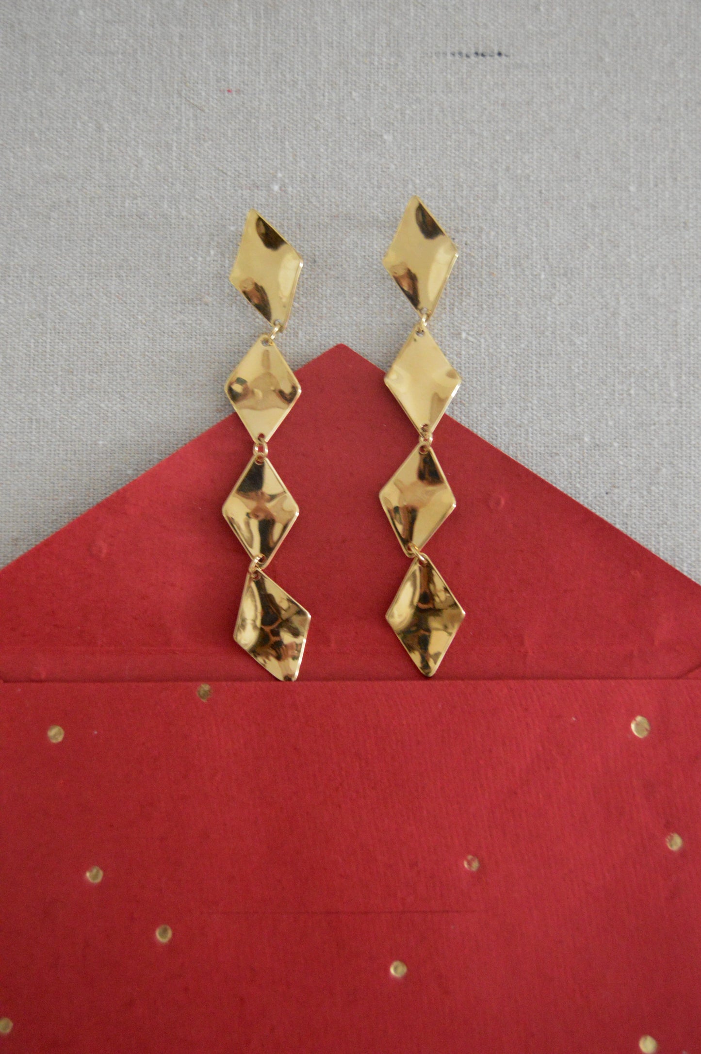 Pendientes largos rombos